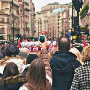 Invandring driver Storbritanniens befolkningstillväxt till 68,3 miljoner